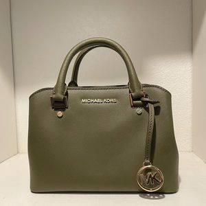 Michael Kors purse